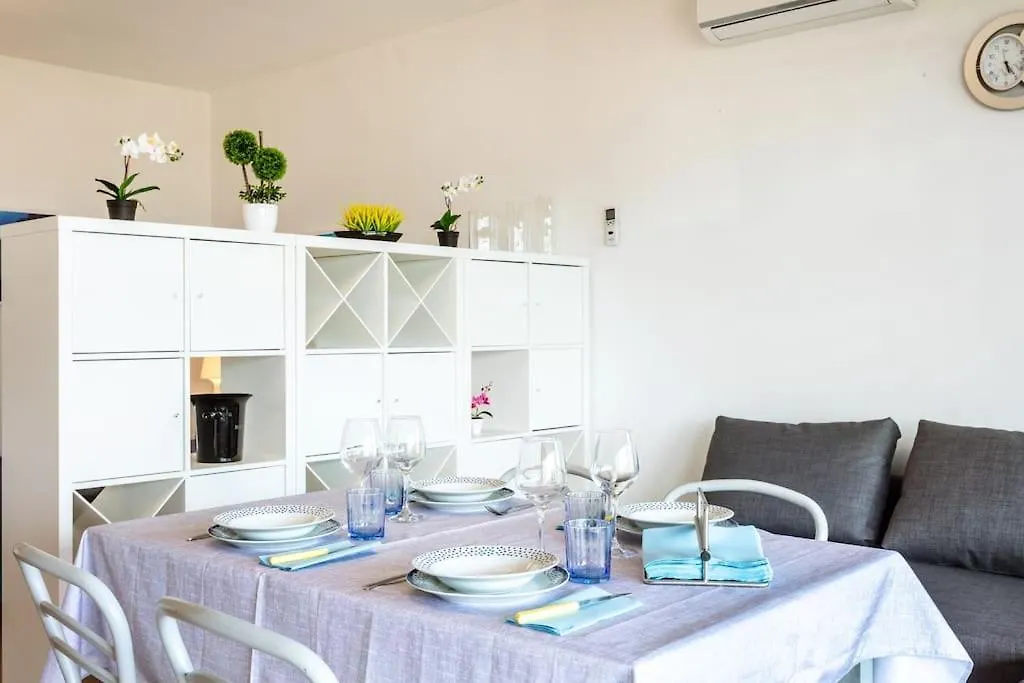 شقة Cozy House Sea View Of غولفو أرانتْشي 0*,  إيطاليا
